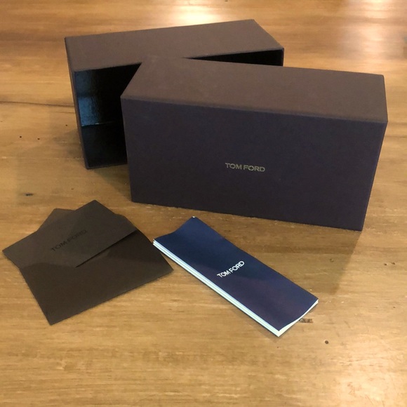 Tom Ford Sunglasses - Picture 9 of 13